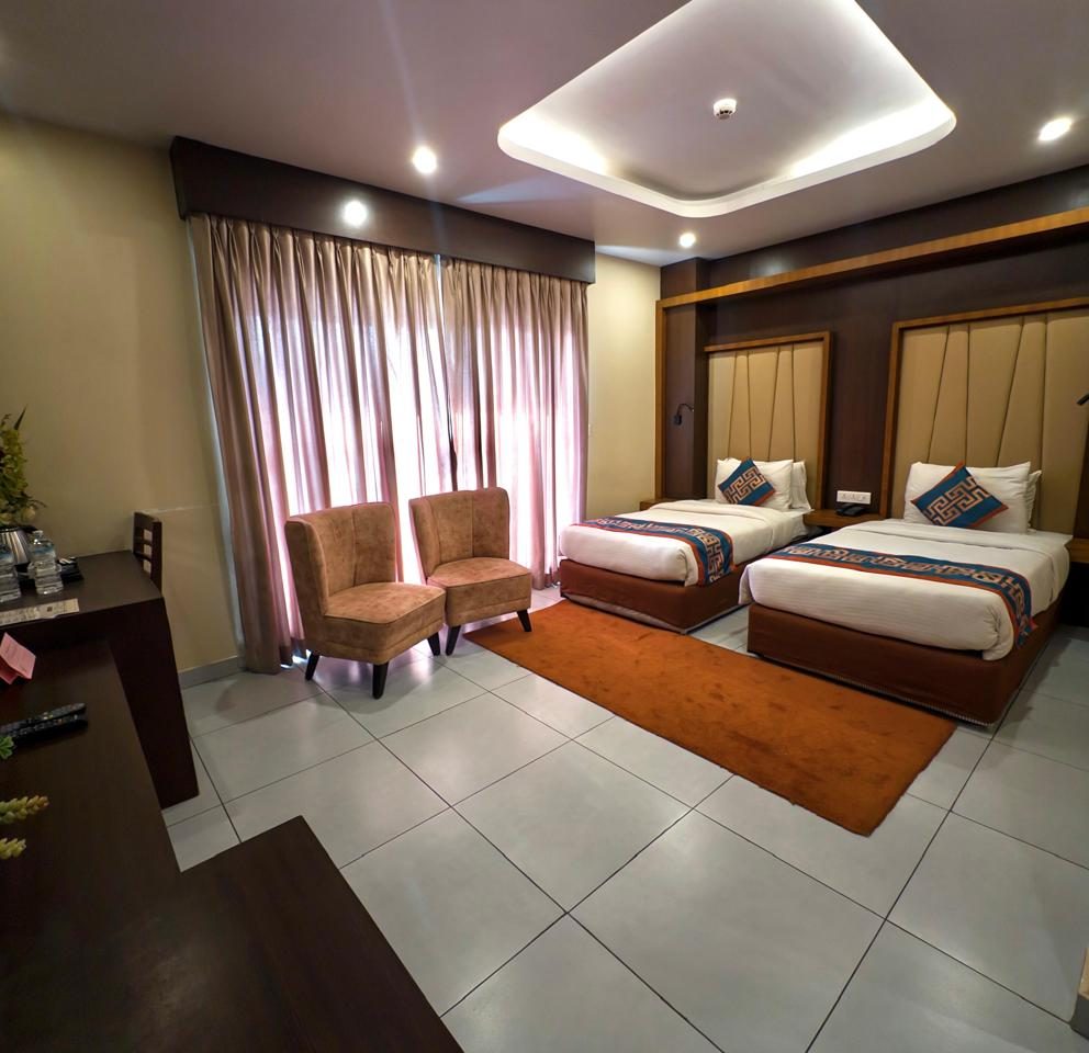 deluxe twin room image